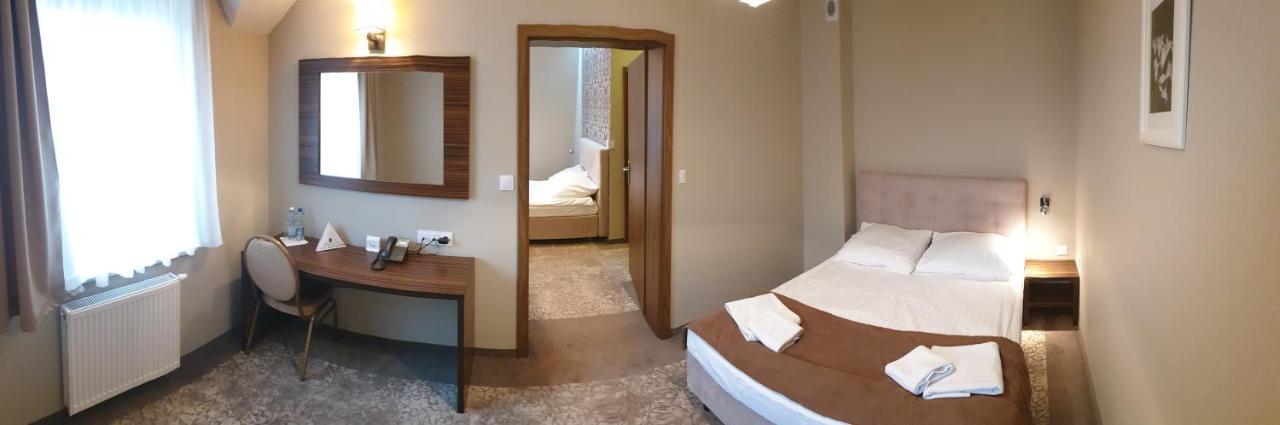 Hotel Kamiza Wyszków المظهر الخارجي الصورة
