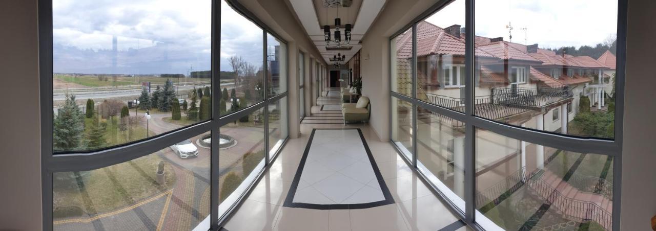 Hotel Kamiza Wyszków المظهر الخارجي الصورة